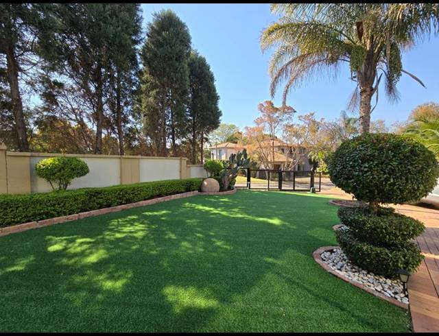 6 BEDROOM PROPERTY TO RENT IN SILVER LAKES